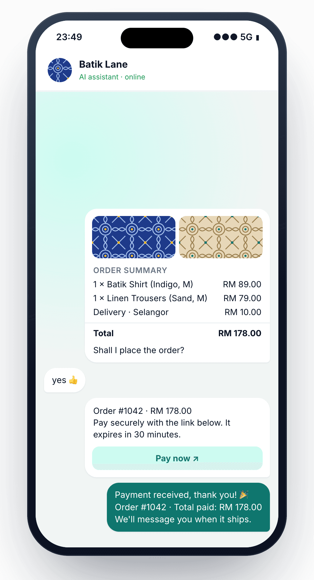 Chat with an order summary, a payment link and the receipt